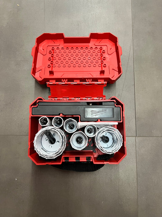 Milwaukee 16pc. Bi-Metal Hole Saw Kit - 49-22-4030 (New)