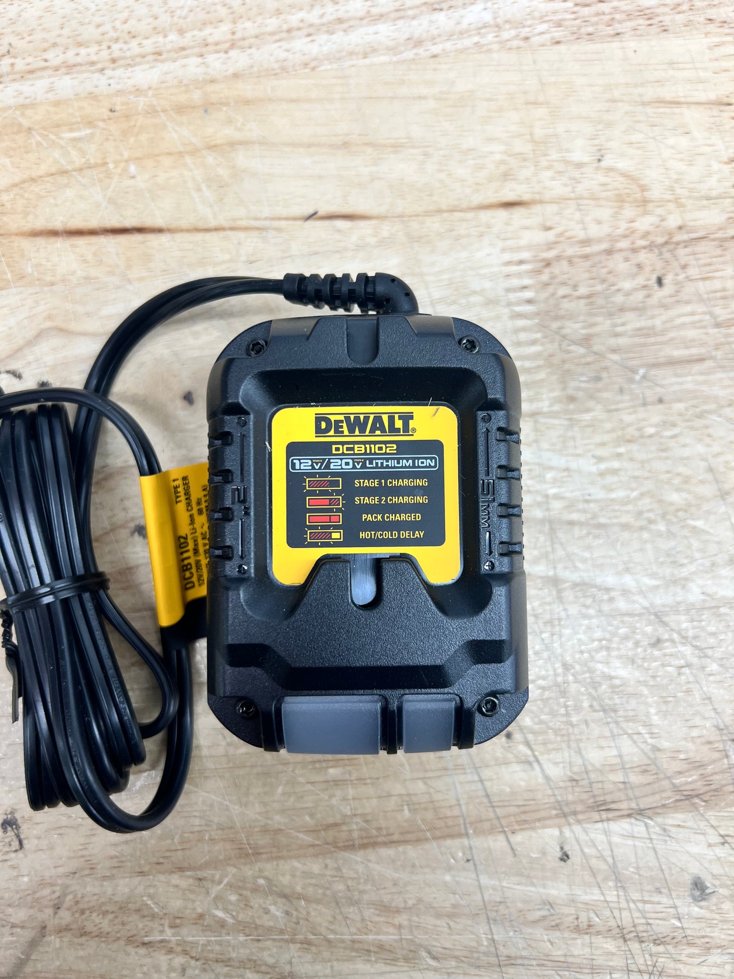 DeWalt 12V/20V Max Lithium-Ion Charger - DCB1102 (New)