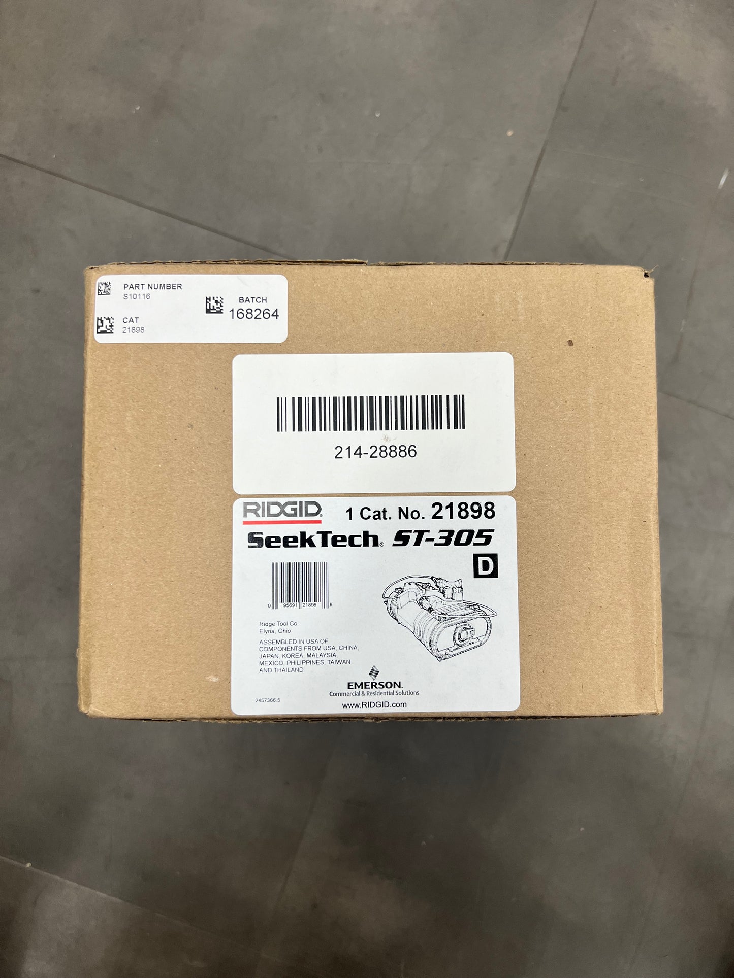 Ridgid SeekTech ST-305 Line Tracing Transmitter w/ Attached Clips - 21898 (New)