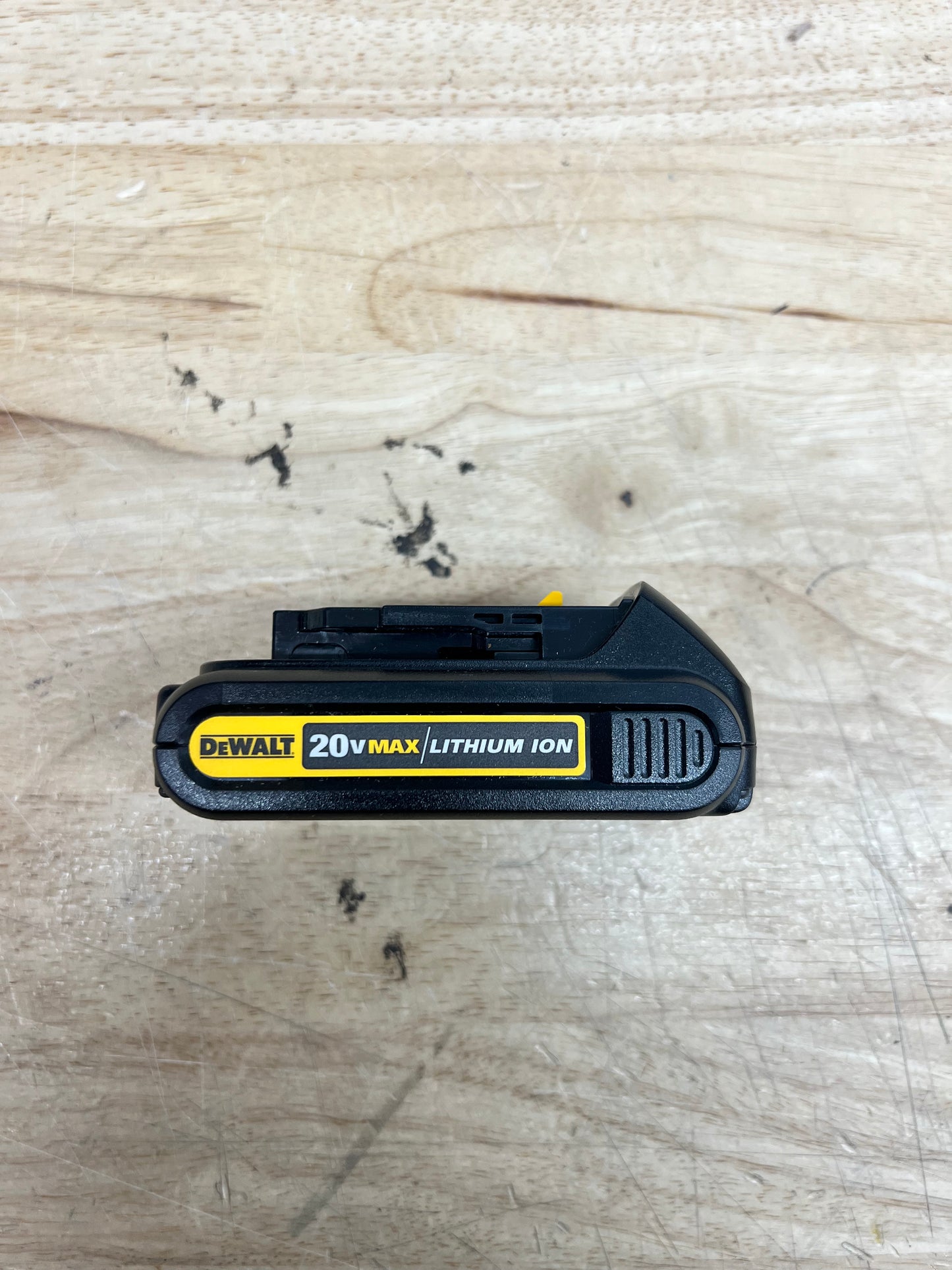 DeWalt 20V Max Lithium-Ion Battery Pack - DCB207 (New)