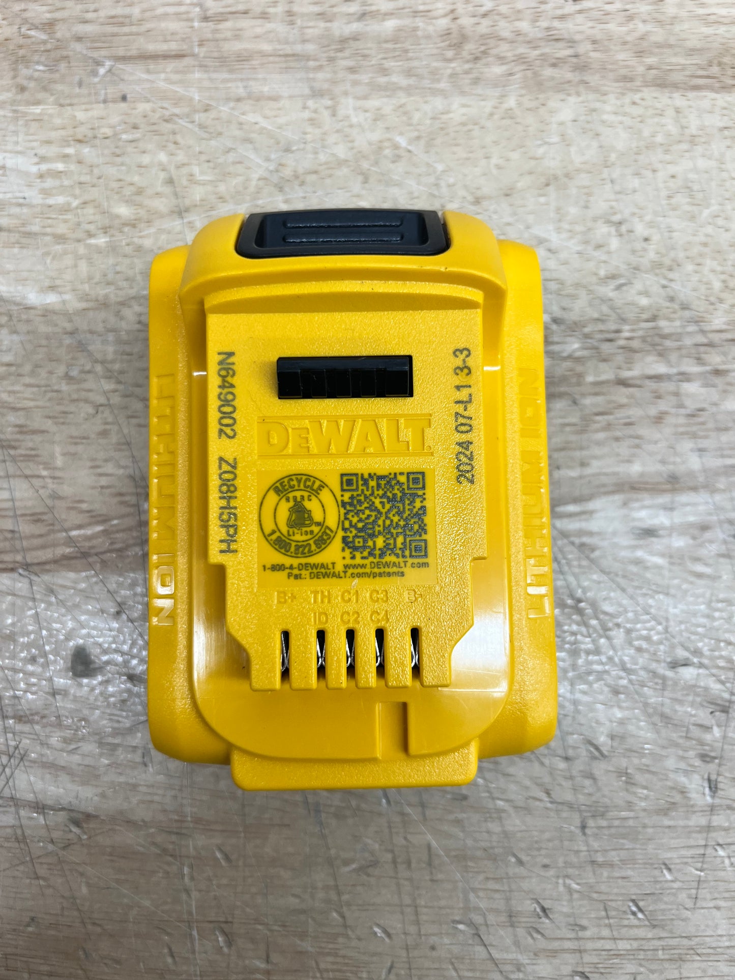 DeWalt 20V Max 2.0Ah Battery Pack - DCB203 (New)