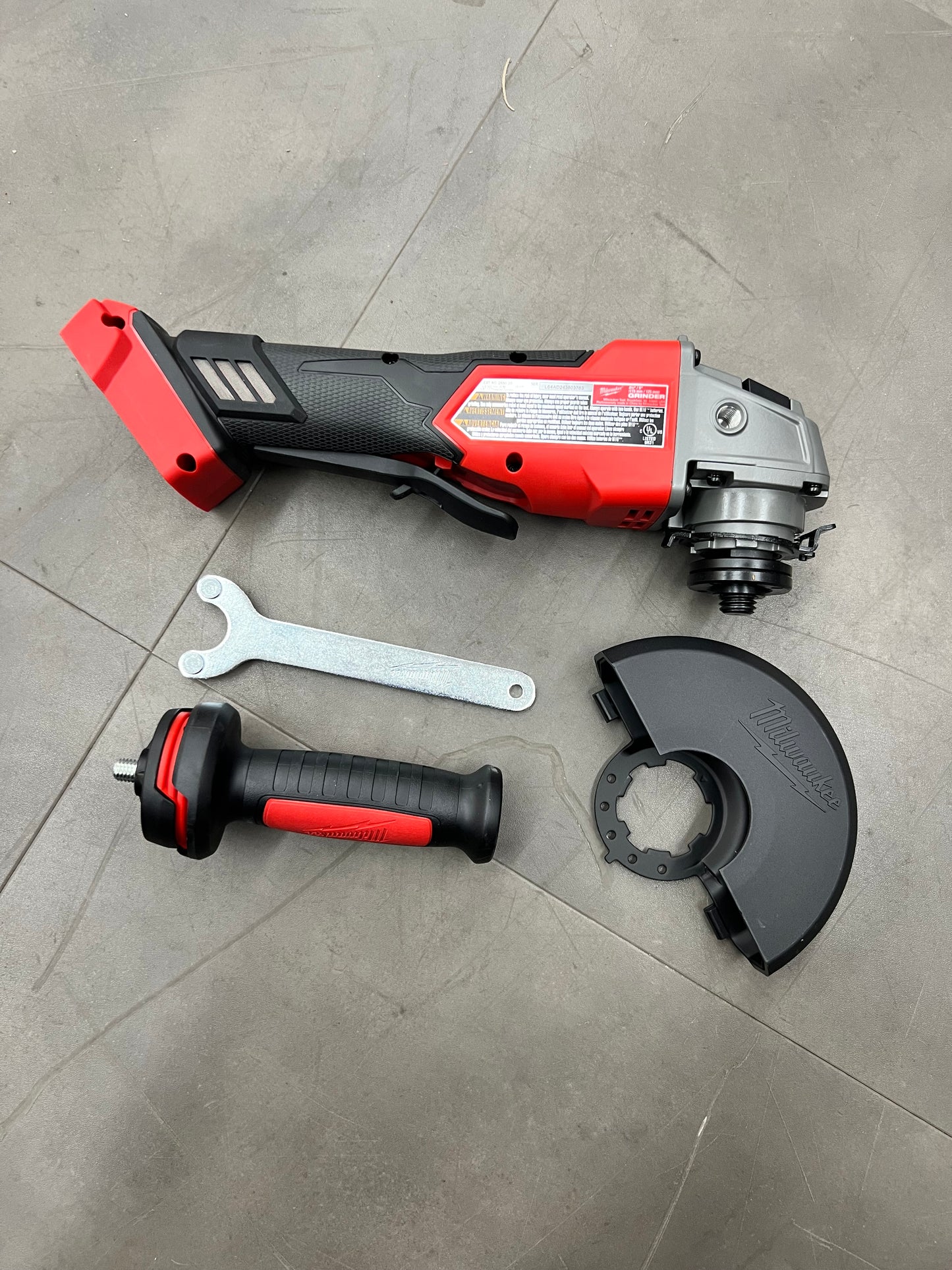 Milwaukee M18 Fuel 4 1/2” - 5” Grinder - 2880-20 (New)