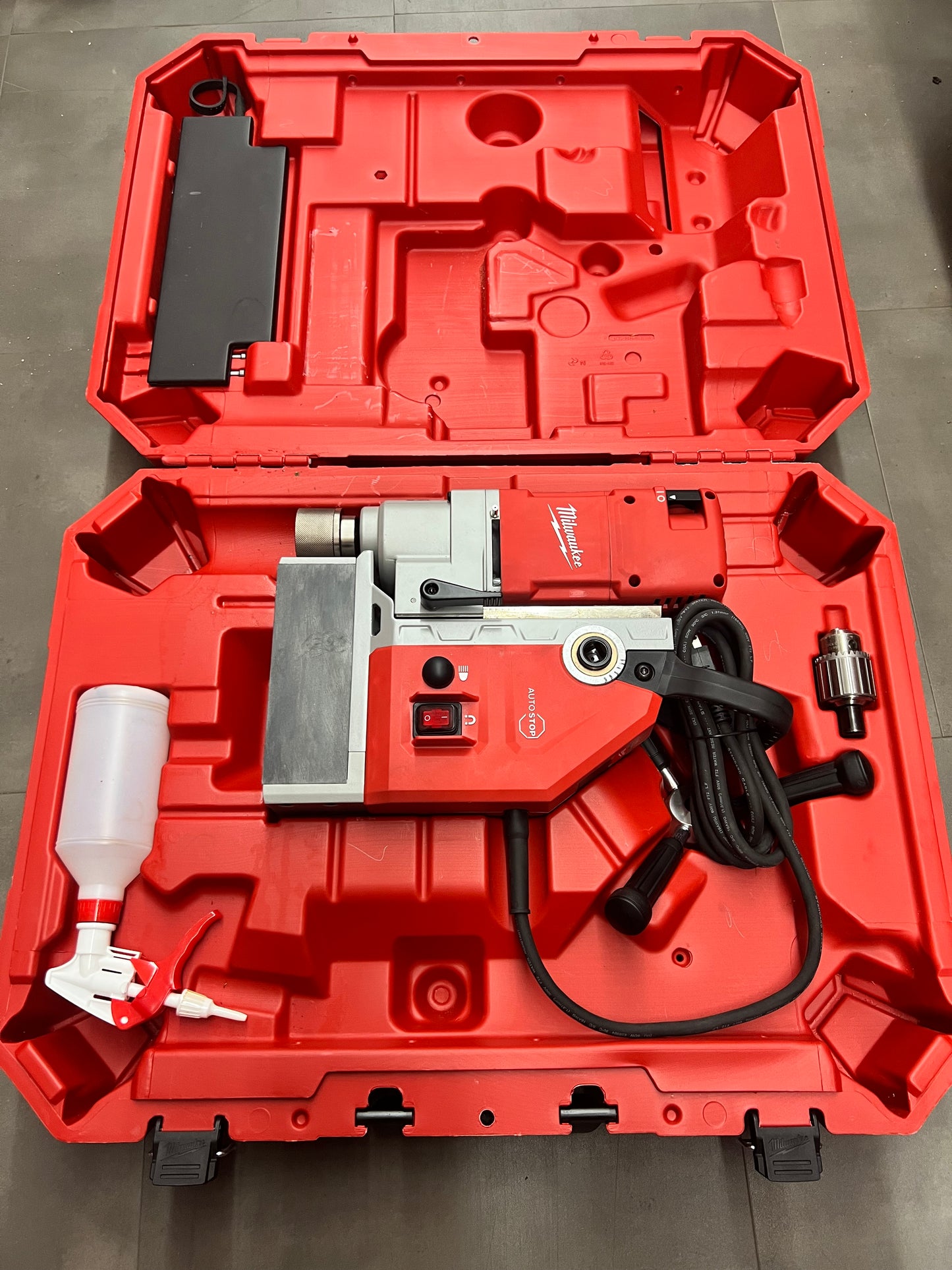 Milwaukee 1-5/8” Electromagnetic Drill Kit - 4272-21 (New)