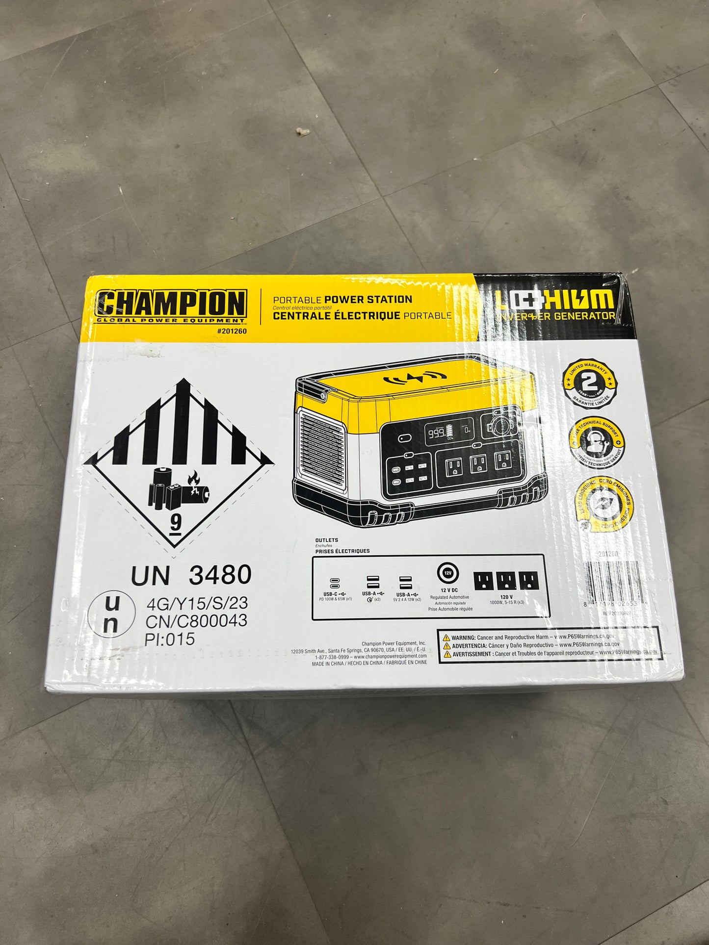 Champion 998 WH Portable Power Station - 2000/1000 Watt Lithium Inverter Generator - 201260 (New)