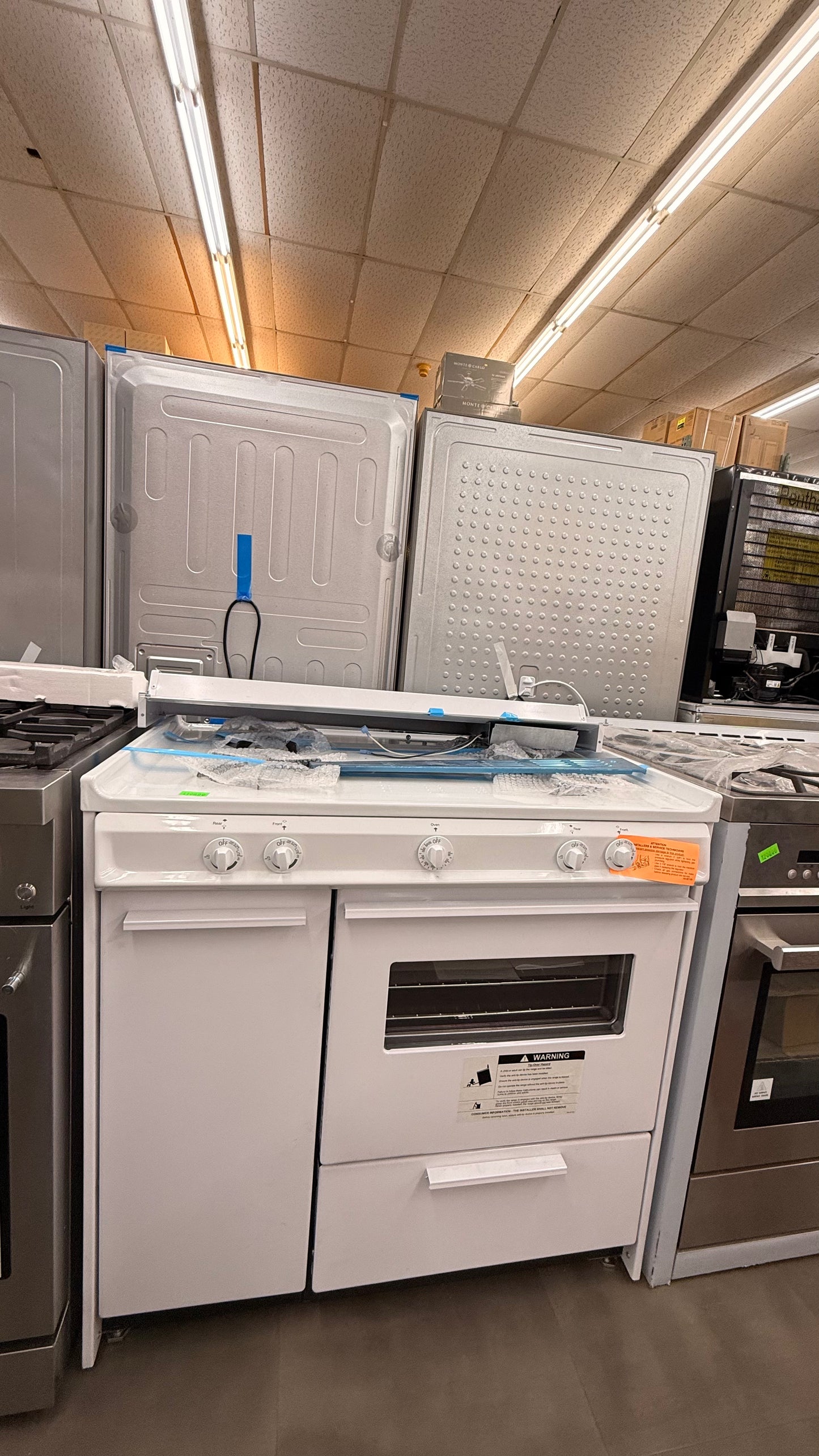 Summit 36" 2.9 cu. ft. Electric Range in White *Pick up only*