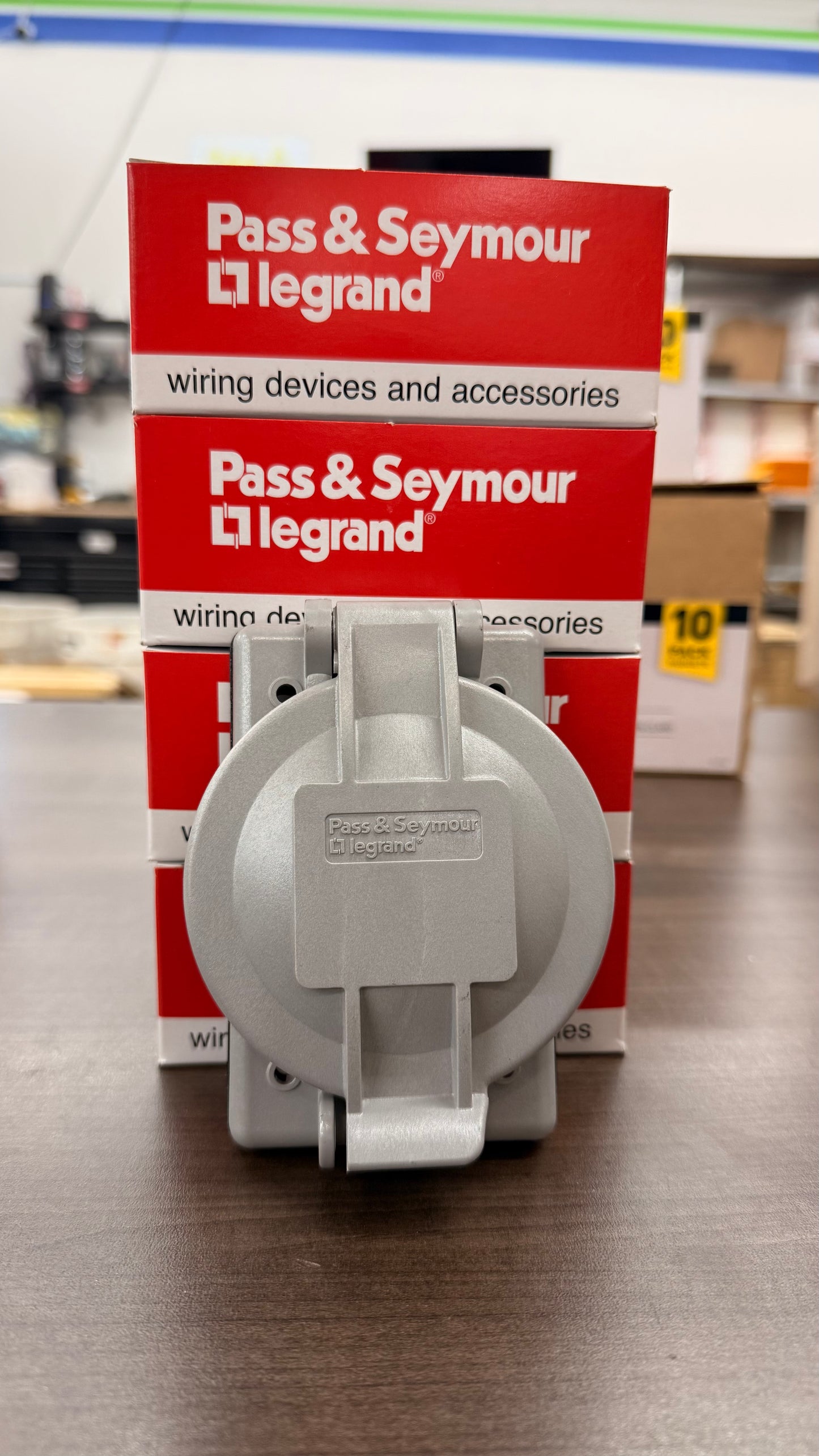 Pass & Seymour Legrand Weatherproof Liftcover Gray