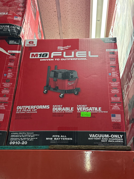 M18 FUEL 6 Gal. Cordless Wet/Dry Shop Vacuum with Filter, Hose, and Accessories - No Battery - 0895-20