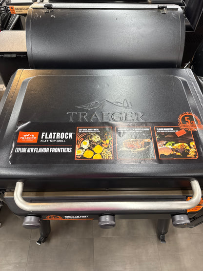 Traeger Flatrock Flat Top Grill *pick up only*
