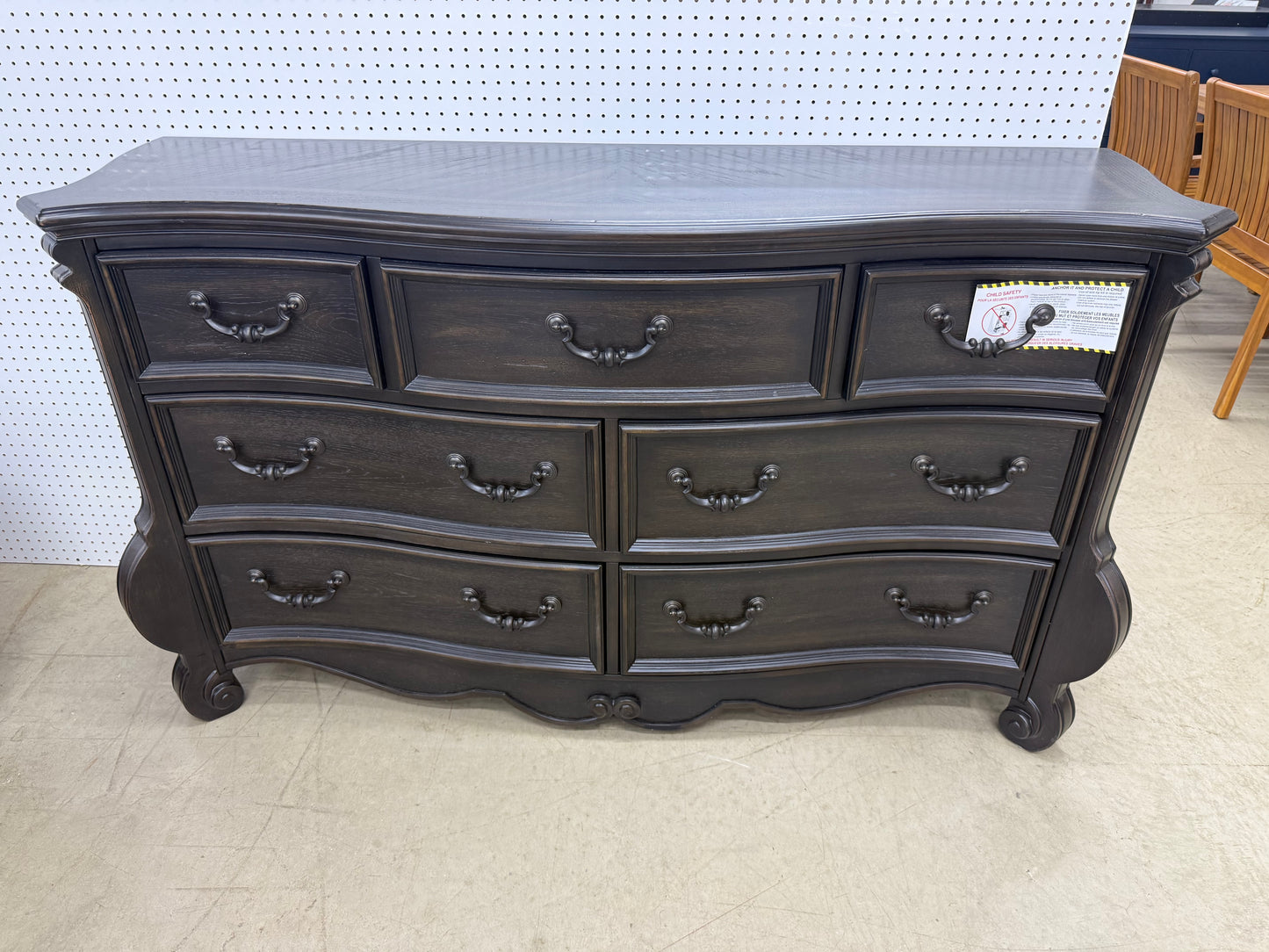 Black/Brown Wooden Dresser & Chest of Drawers Set *pick up only*
