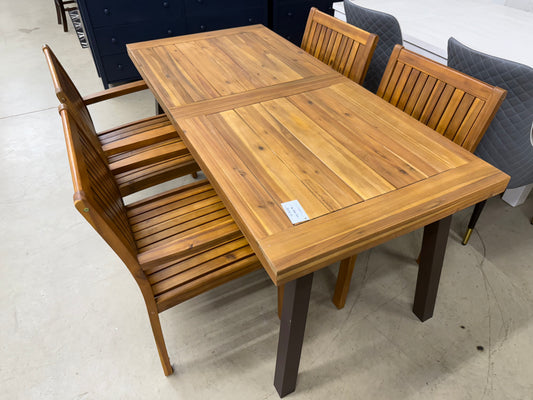 Five Piece Wooden Dining Set *pick up only*