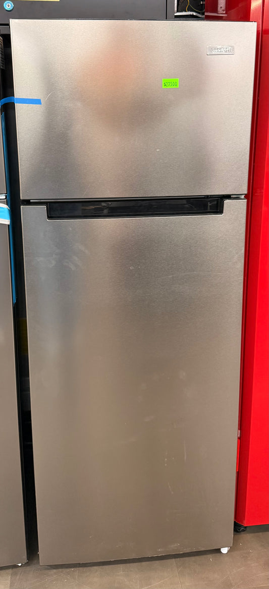 Vissani Refrigerator *Pick Up Only*