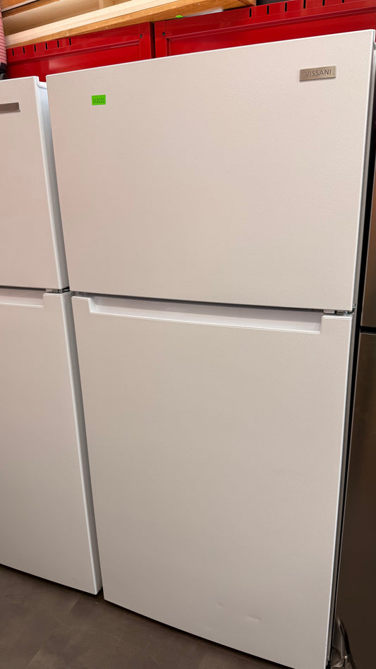 Vissani Refrigerator *Pick Up Only*