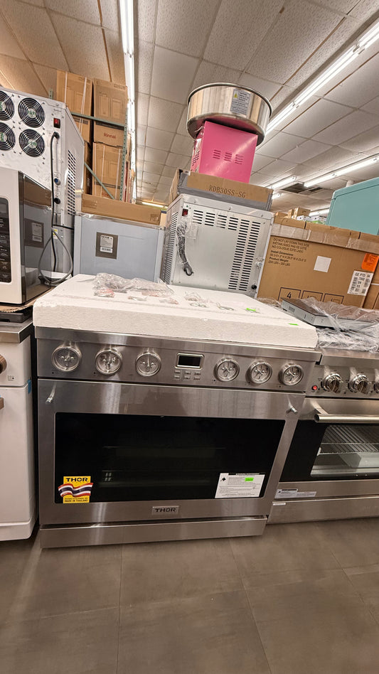 THOR 36" Smooth Surface 5 Burner Elements Free Standing Electric Range in Stainless Steel with Convection Oven *Pick up only*