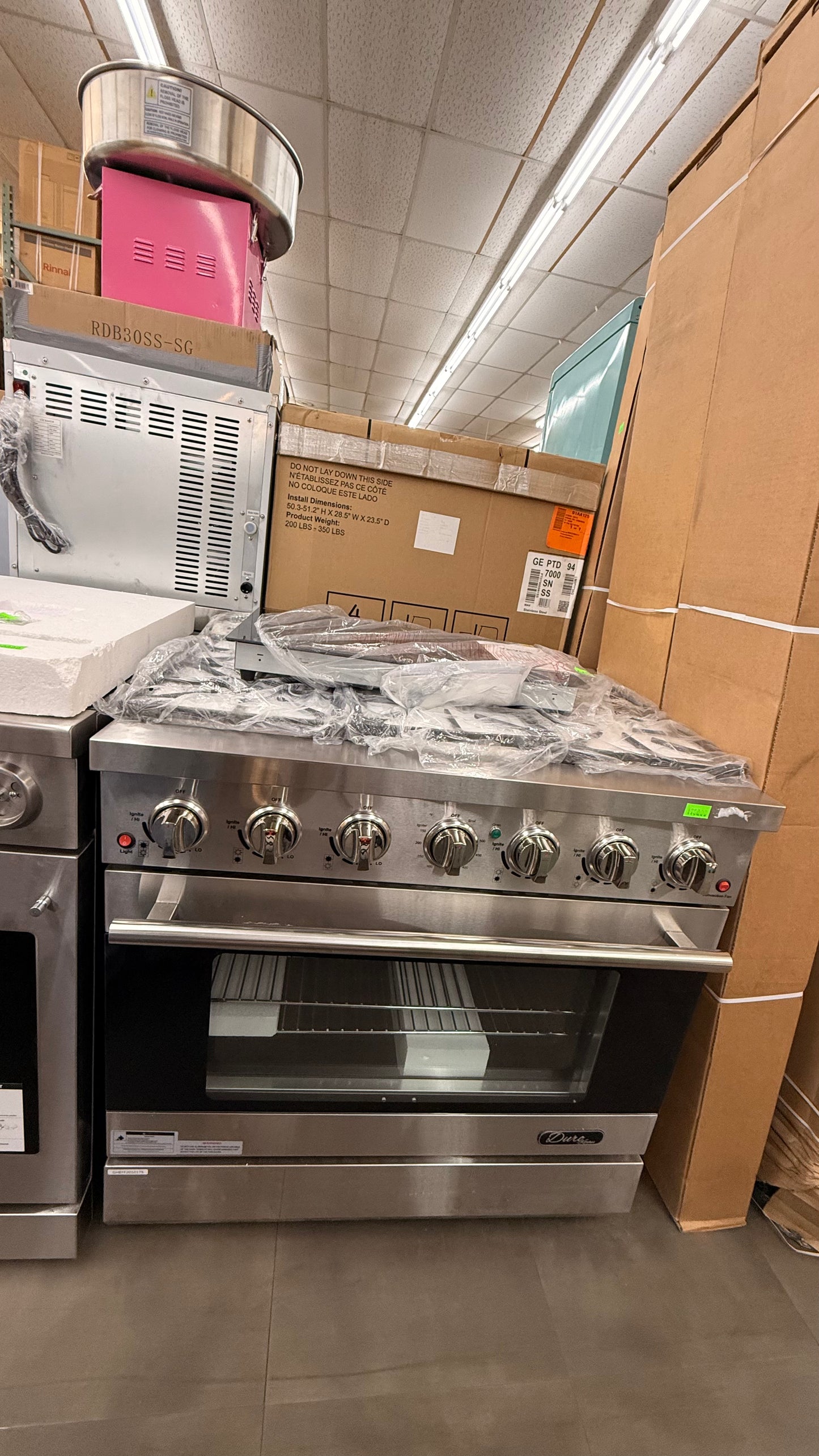 DURO 36-in 6 burners 5.5-cu ft Convection Oven Freestanding Natural Gas Range ( Stainless Steel) *Pick up only*