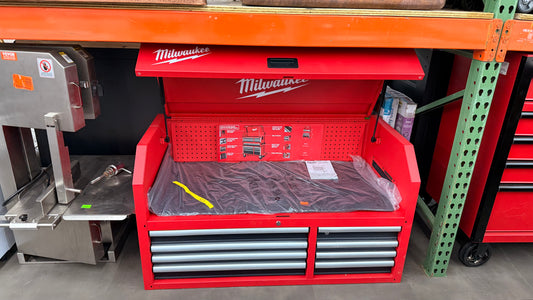 Milwaukee High Capacity 41" x 22" 8-Drawer Top Tool Chest *Pick up only*