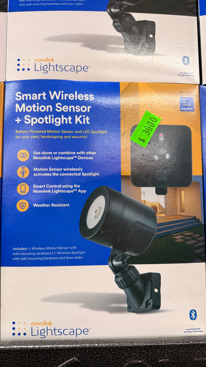 Lightscape Smart Wireless Motion Sensor + Spotlight Kit