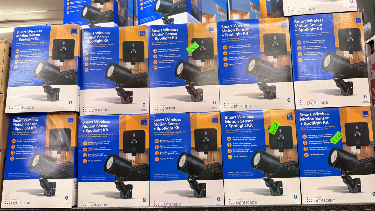 Lightscape Smart Wireless Motion Sensor + Spotlight Kit